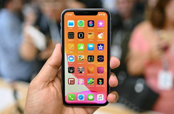 Первый обзор телефона iPhone 11: обновлённого iPhone XR