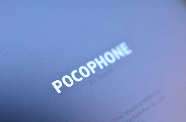 Первый обзор Pocophone F1: бюджетный телефон со Snapdragon 845