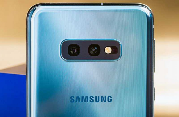 Обзор Samsung Galaxy S10e: почти все навороты по меньшей цене