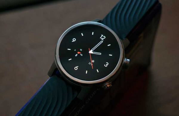 Обзор Moto 360 (2019): хорошие часы на средней платформе